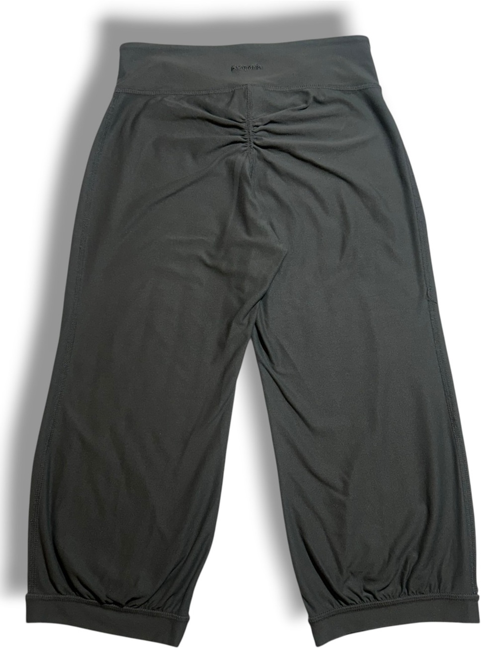 Patagonia Liana Capri Leggings X- Small Ruched Rear Seam Soft Yoga Gym Leisure